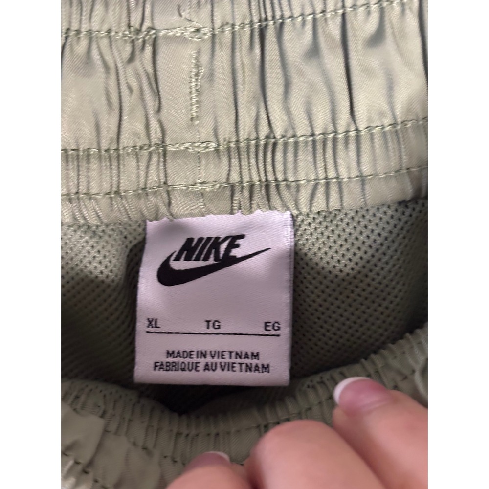 Nike Men Olive Green Athletic Shorts Drawstring Waist XL - Picture 3 of 8